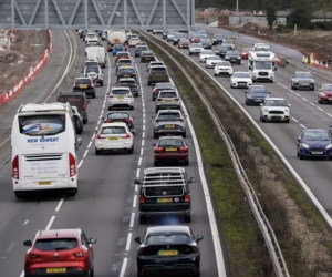 Strong winds warning as Christmas getaway continues