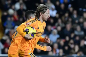 Real Madrid thrash Minera to reach Copa del Rey last 16