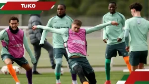 Why Tottenham Players Wore Odd Socks Before Europa League Clash With AZ Alkmaar