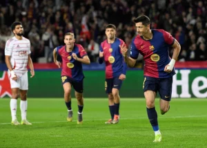 Lewandowski, Mbappe duel fuelling tight La Liga title race