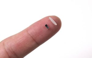 World’s tiniest pacemaker is smaller than grain of rice