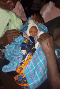Police search for mum who dumped newborn in the bush
