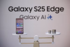Samsung launches slimmest smartphone as races against rival Apple