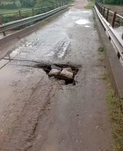 ‘Disaster waiting to happen’: Bomet residents raise alarm over bridge with ‘gaping hole’