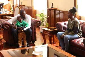 Governor Sakaja Offers to ‘Adopt’ Albert Ojwang’s son, Employ Wife