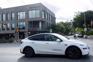 Tesla rolls out robotaxis in Texas test