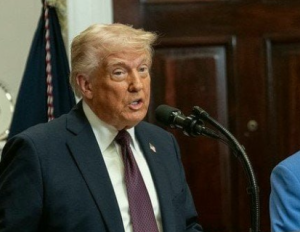 Trump threatens 35% tariffs on Canadian goods