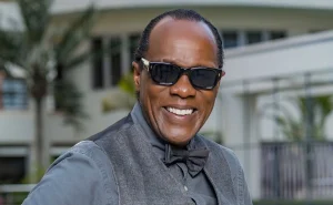 Jeff Koinange’s Curtainless Living Room Sparks Online Debate