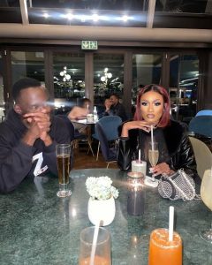 I’m Broke but She Chooses Me Over Her Billionaire Husband