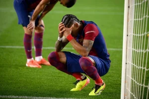 Barca duo Raphinha, Joan Garcia injured, out for PSG clash
