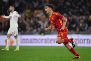Dybala ends drought as Roma move second in Serie A