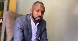 Boniface Mwangi condemns ‘unacceptable’ disrespect towards Police