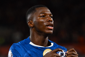 Who is better, Caicedo or Rice?