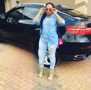 Kenyan woman cries like a baby in disbelief after the boyfriend she dumped a month ago because he was broke and jobless now wins Kes 30 Million Jackp0t. Says the devil cheated her. Should he accept her back?