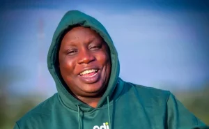 Cassypool Left Speechless During Viral Street Birthday