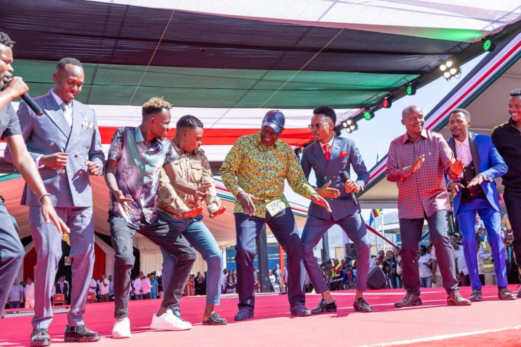 Ruto launches NYOTA programme in Ukambani