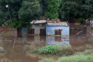 Mozambique counts 13 dead in floods so far but toll expected to rise