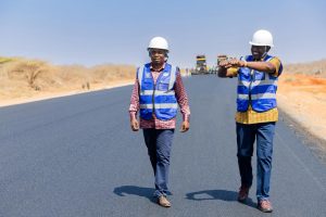 Ruto tours ongoing construction of 750km Isiolo-Wajir-Mandera Road