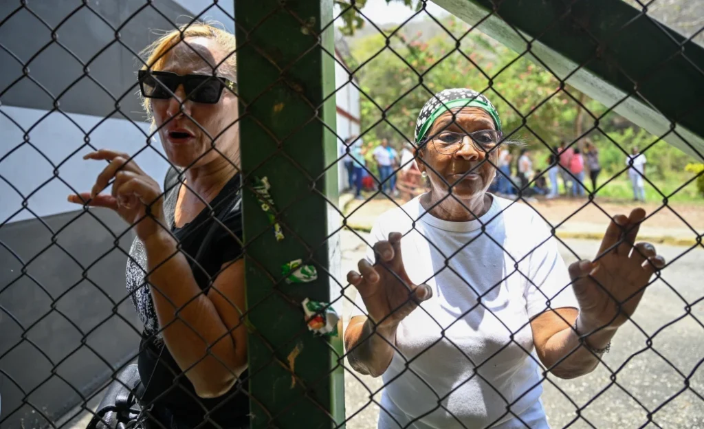 Venezuela prison riot leaves five dead