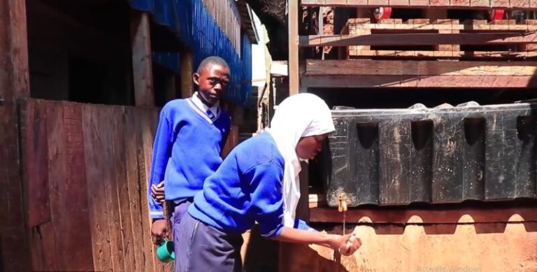 From air to water: Learners in Kibera get access to clean water through an innovative solution
