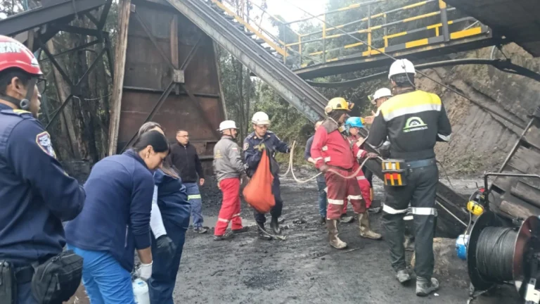 Colombian mine explosion kills nine