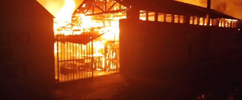 Nanyuki traders count losses after massive market fire