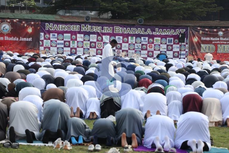 Muslims unite in prayer for Eid al-Adha