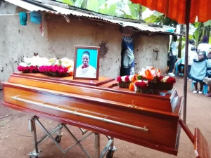 Money, dowry wars make deceased’s mother resort to burying daughter at night