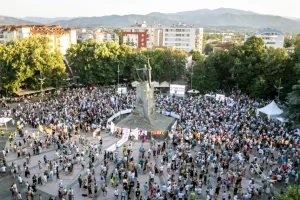 Serbian students continue protests after president hints at resignation