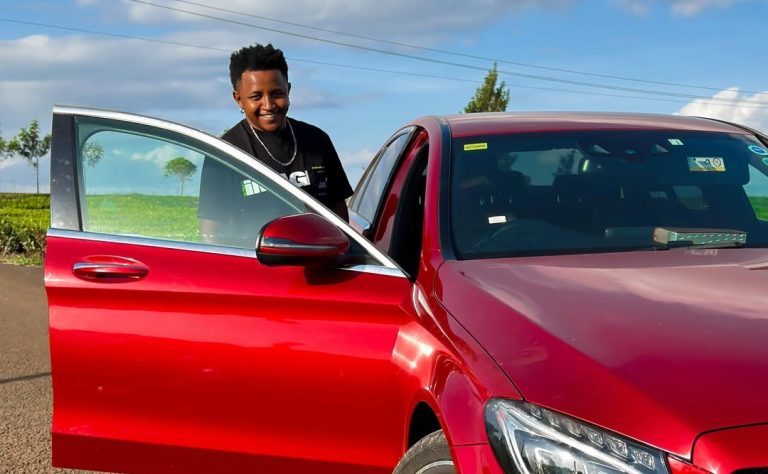 Thee Pluto Shares Shock at Cost of Replacing Mercedes-Benz Air Suspension