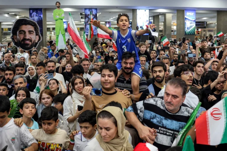 ‘Iran, Iran!’ Iranian World Cup squad serenaded on return home