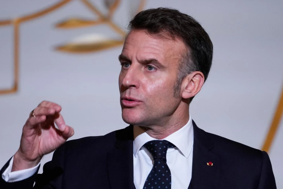 French senators back social media ban for under-15s