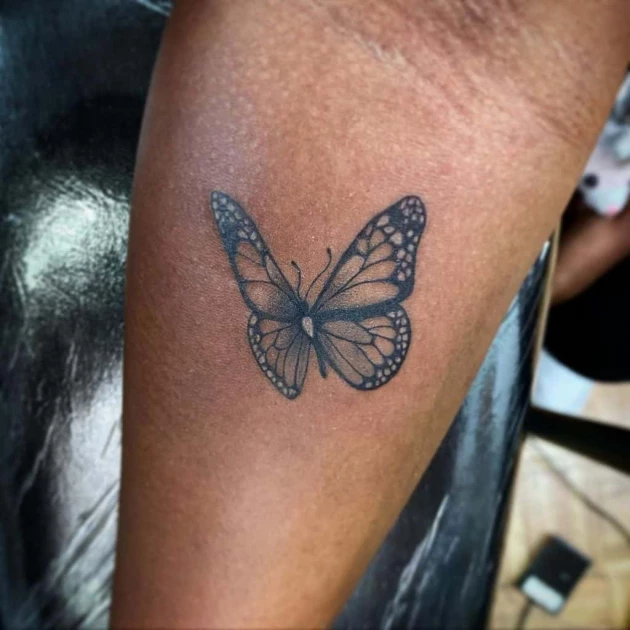 The great beauty reset: Why more Kenyans are removing tattoos, eyebrows and gel nails