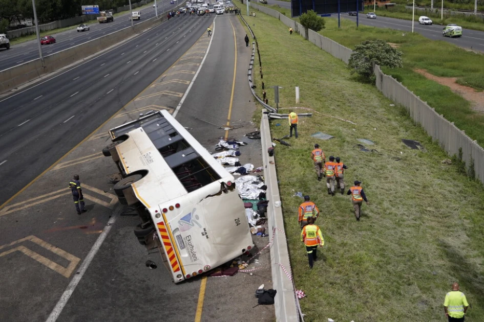 South Africa bus crash kills 16, dozens injured