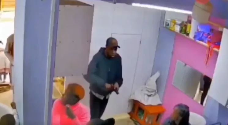Kenyans demand action after Salon robbery in Saika, Nairobi