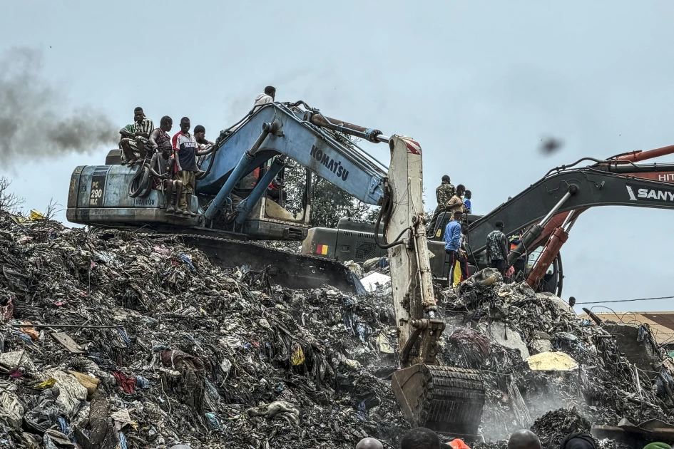 Landfill collapse kills 30 in Guinea