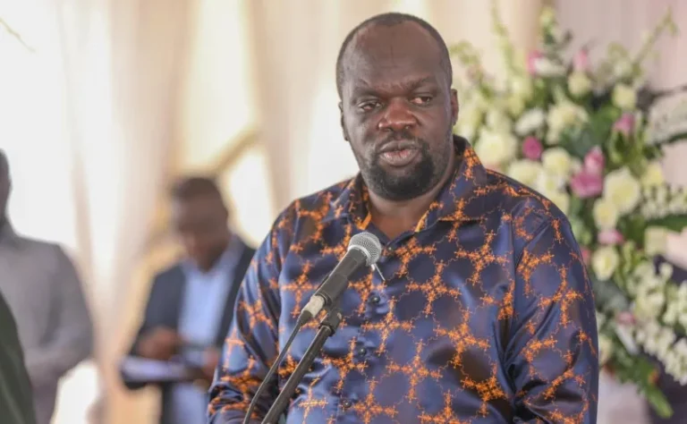 Kenyans React to Video of Robert Alai Drinking Busaa in Kawangware