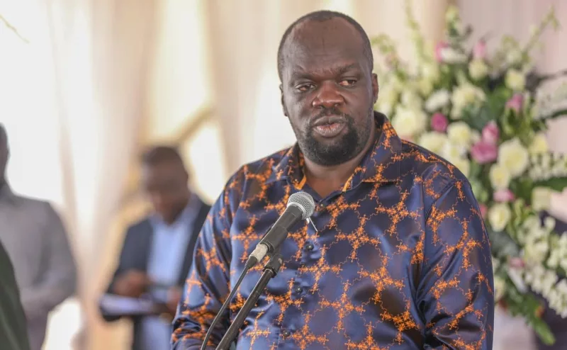 Kenyans React to Video of Robert Alai Drinking Busaa in Kawangware