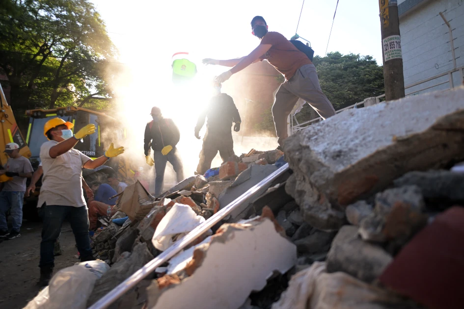 Colombia scrambles to find survivors as quake kills 111