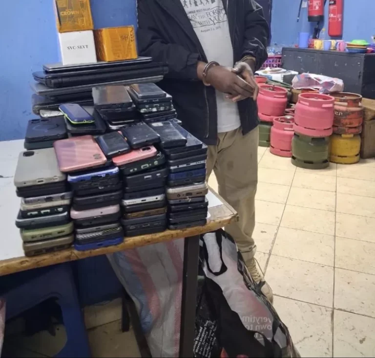 Police recover 120 smartphones, laptops, tablets and gas cylinder in city operation