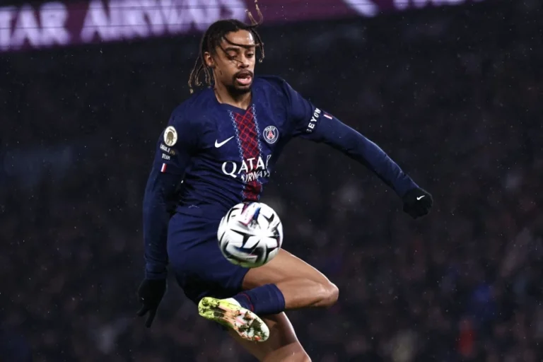 ‘Everyone a winner’ with Barcola transfer, says PSG coach Luis Enrique