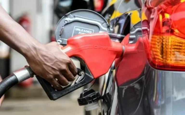 Trump faces growing backlash over plans to import diesel from Russia