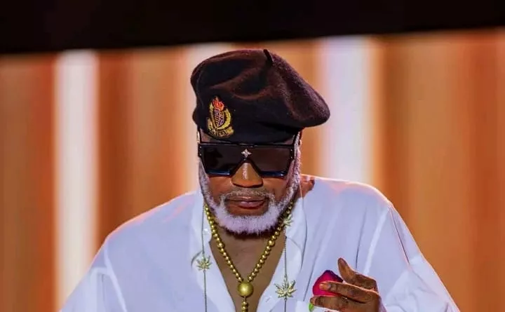 Koffi Olomidé Sparks Debate After Awkward Stage Moment With Fred Obachi Machoka