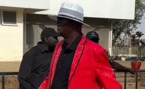 Raila Odinga Lookalike Turns Heads in Nairobi CBD